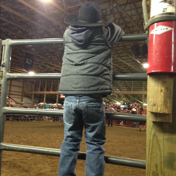 Meet your Posher, Julie - Picture 9 of 14